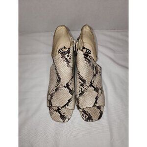 Fergalicious Women's Snakeprint Slip on Zip up Heeled Bootie Sz: 7M